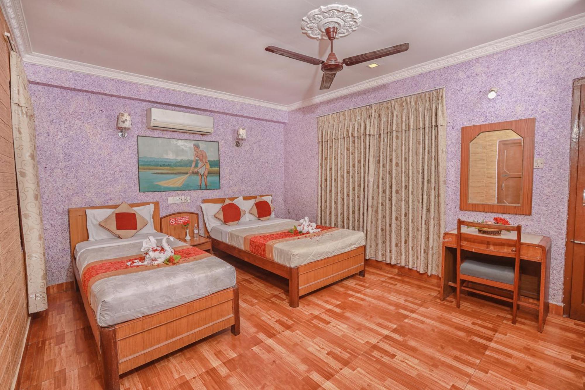 Hotel Wildlife Camp Sauraha Exterior foto